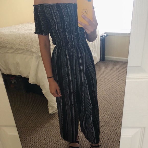 Jumpsuit - Picture 3 of 4